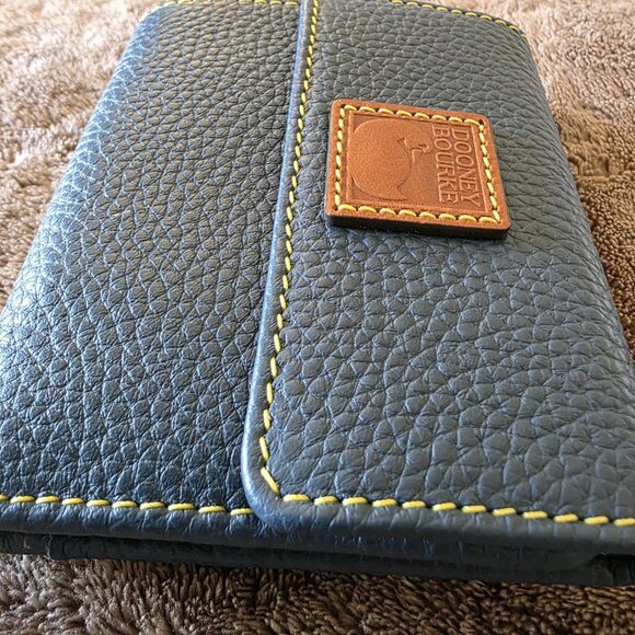 Dooney & Bourke Pebble Grain Small Flap Credit Card Wallet Teal Blue NIB NWT - Picture 10 of 14